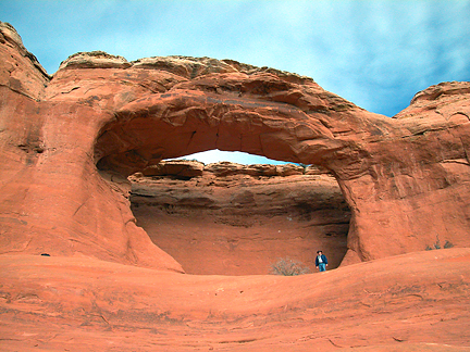 Tapestry Arch, South Devils Garden, Arches National Park, Utah