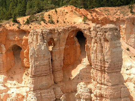 Bryce Point Arch, Bryce Point, Bryce Canyon National Park, Utah