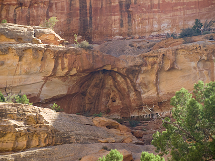 Sloppy Arch, Davis Canyon, San Juan County, Utah