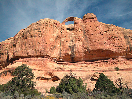 Hand Hold Arch, Lavender Canyon, Canyonlands National Park, Utah