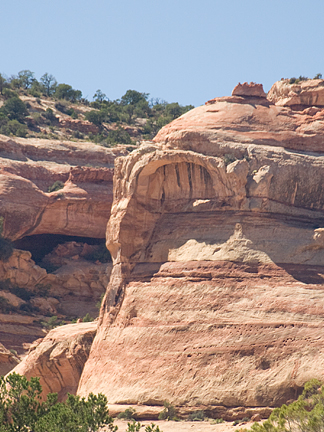 Handgrip Arch, Davis Canyon, Needles District, Canyonlands National Park, Utah