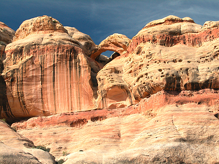 Hummingbird Arch, West Fork Lavender Canyon, Canyonlands National Park, Utah