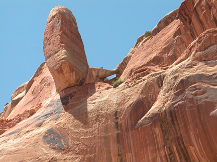 Perilous Rock Arch, Horse Canyon, Needles District, Canyonlands National Park, Utah