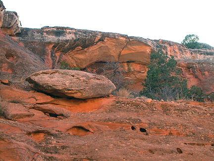 Broken Bridge Arch, Crips Hole near Moab, Utah