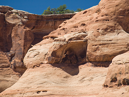 Debris Arch, Little Canyon near Moab, Utah