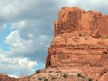 Totem Pole Arch, Pritchett Canyon near Moab, Utah