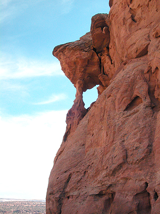 Wine Glass Arch, Anticline Lookout Road near Moab, Utah