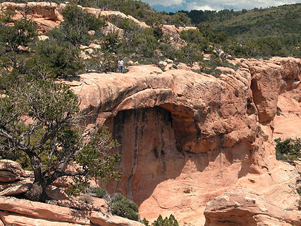 Kinked Arch, Woodenshoe Canyon, San Juan County, Utah