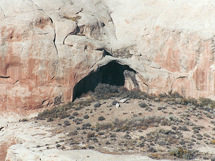 Minor Arch, Cow Canyon, San Juan County, Utah