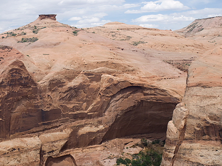 White Roost Arch, Robbers Roost Canyon, Wayne County, Utah