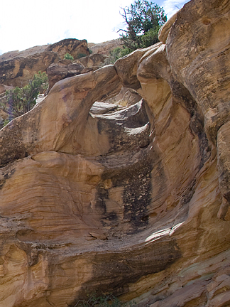 Clasp Arch, Wild Horse Creek, San Rafael Swell, Emery County, Utah