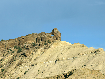 Road Draw Arch, near Window Blind Peak, San Rafael Swell, Emery County, Utah